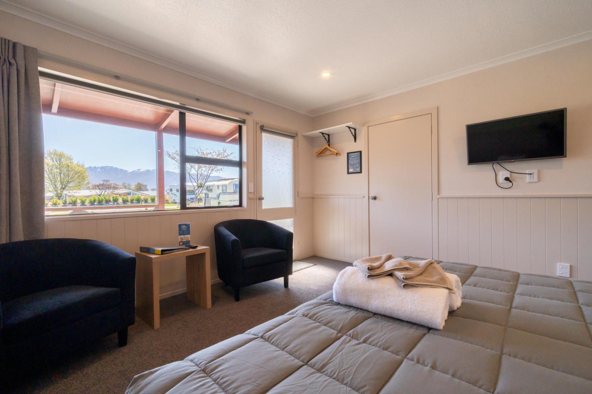Te Anau Top 10 Holiday Park&Motels Buitenkant foto