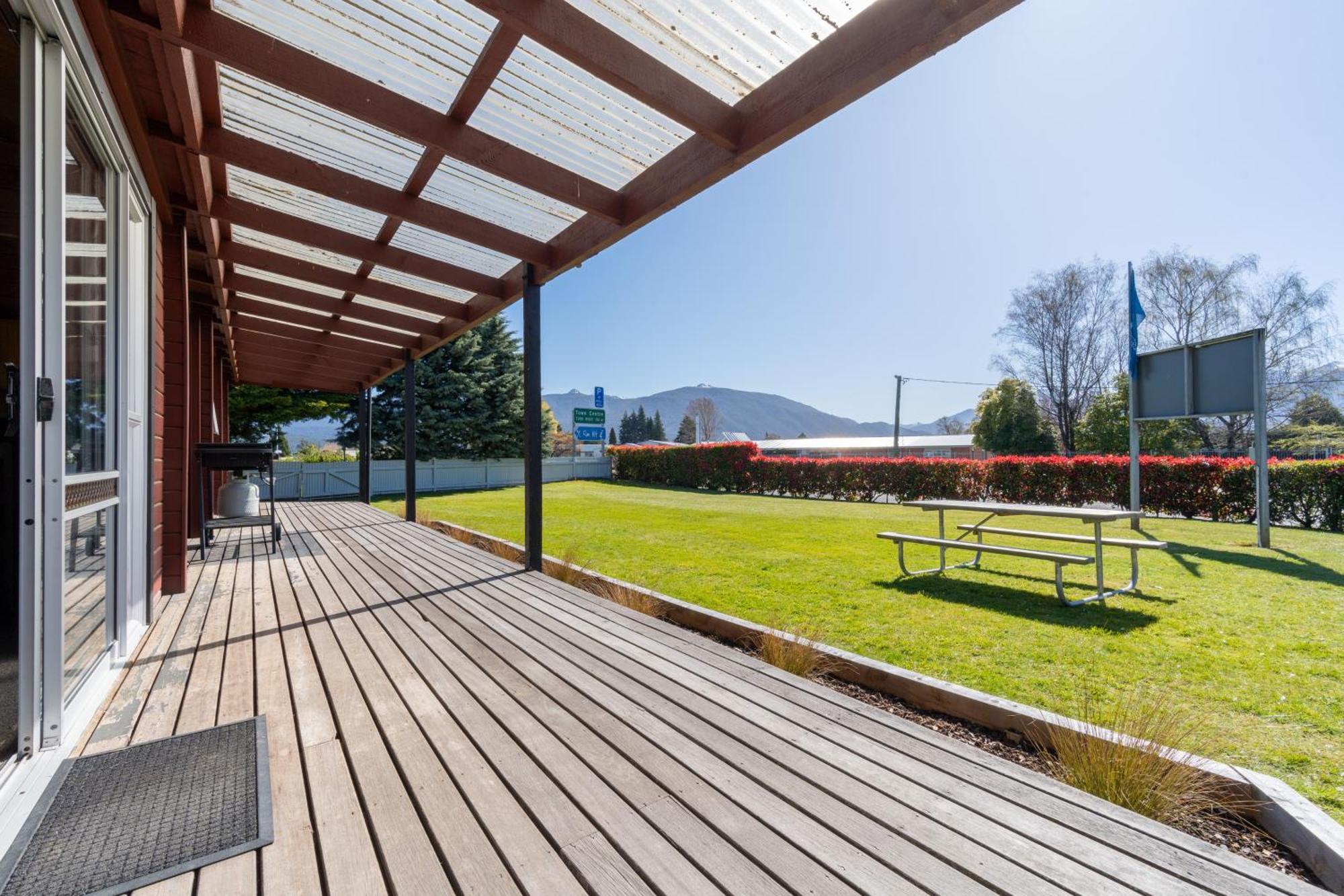 Te Anau Top 10 Holiday Park&Motels Buitenkant foto