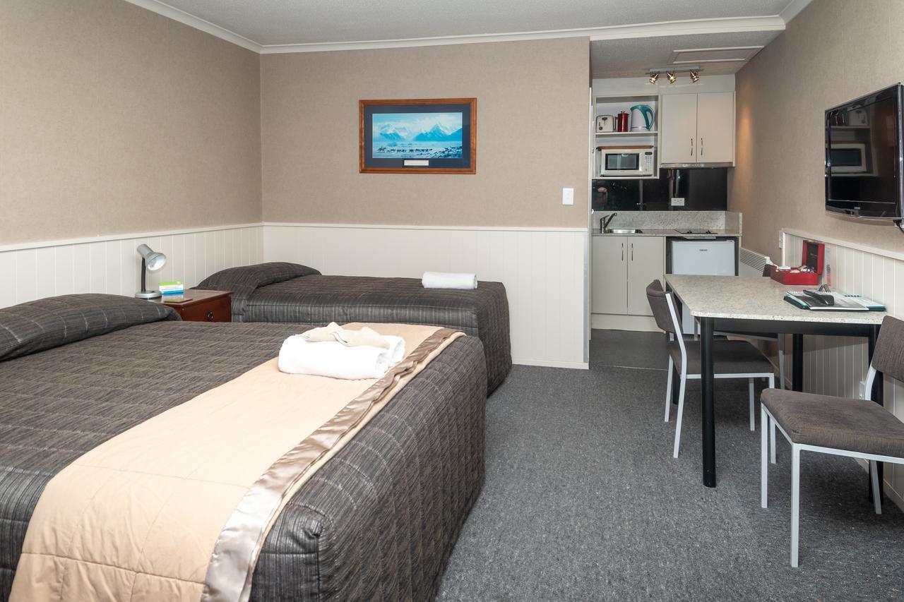 Te Anau Top 10 Holiday Park&Motels Buitenkant foto