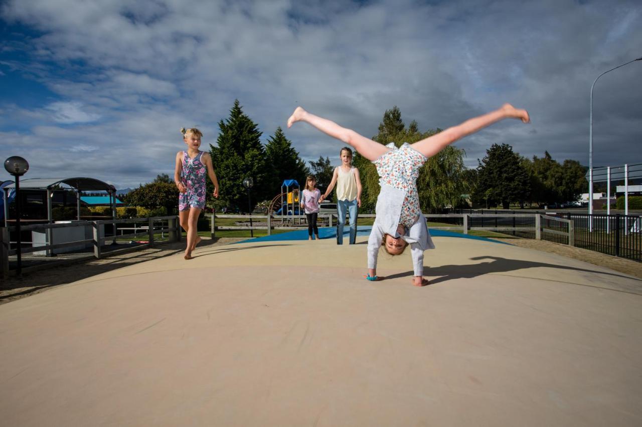 Te Anau Top 10 Holiday Park&Motels Buitenkant foto