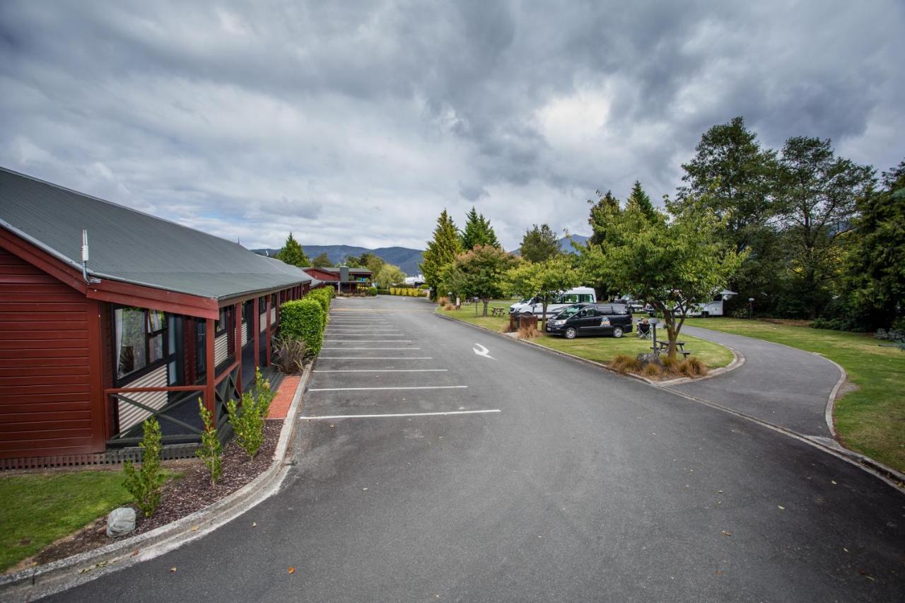 Te Anau Top 10 Holiday Park&Motels Buitenkant foto