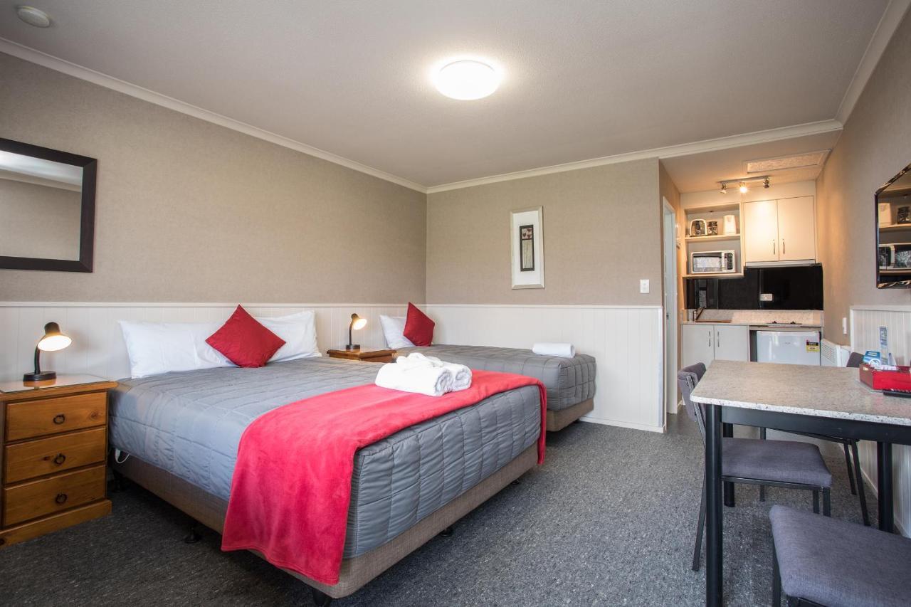 Te Anau Top 10 Holiday Park&Motels Buitenkant foto