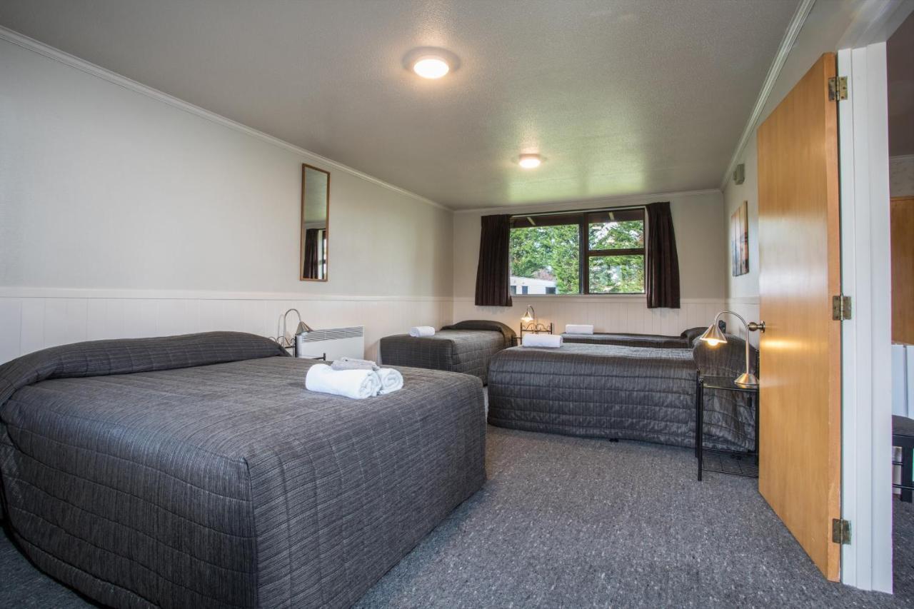 Te Anau Top 10 Holiday Park&Motels Buitenkant foto